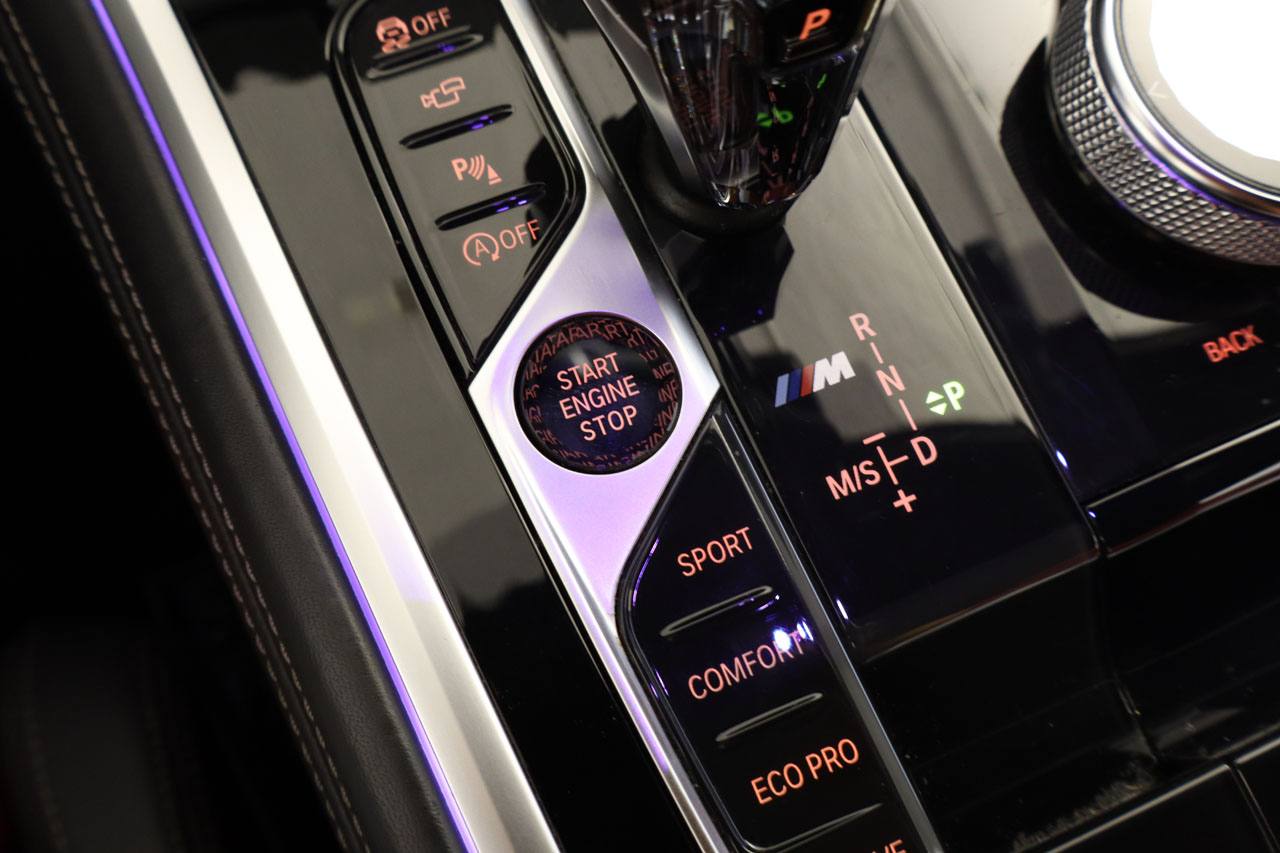 BMW M 850 i Cabrio xDrive 530cv