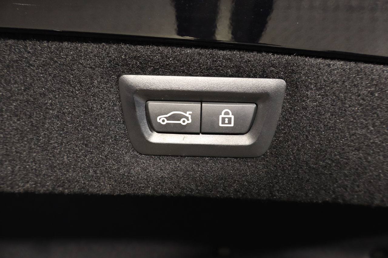 BMW M 850 i Cabrio xDrive 530cv