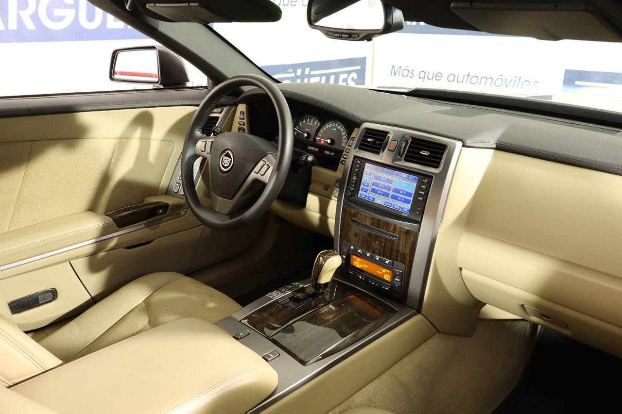 Cadillac XLR V 4.4 Supercharged 451cv ÚNICO