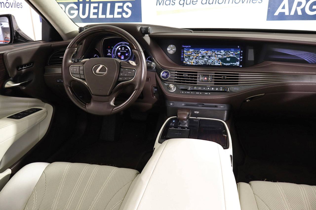 Lexus LS 500 h Executive 4x4 359cv