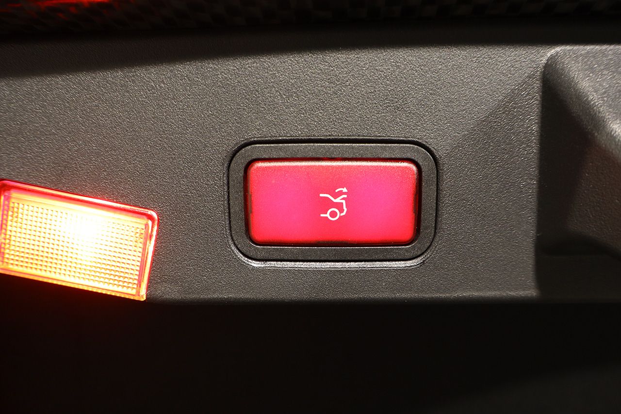 Mercedes Benz SL 63 AMG Performance 564cv