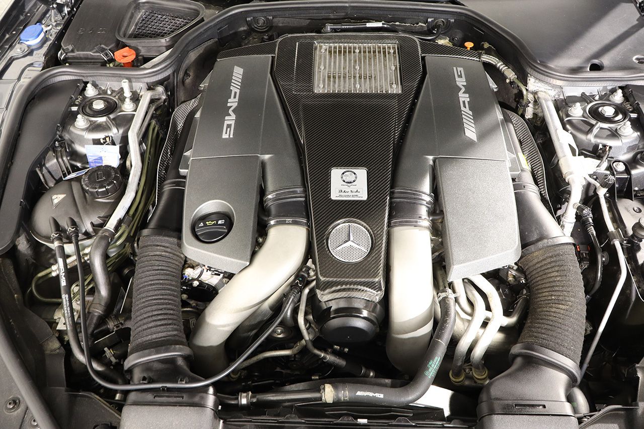 Mercedes Benz SL 63 AMG Performance 564cv