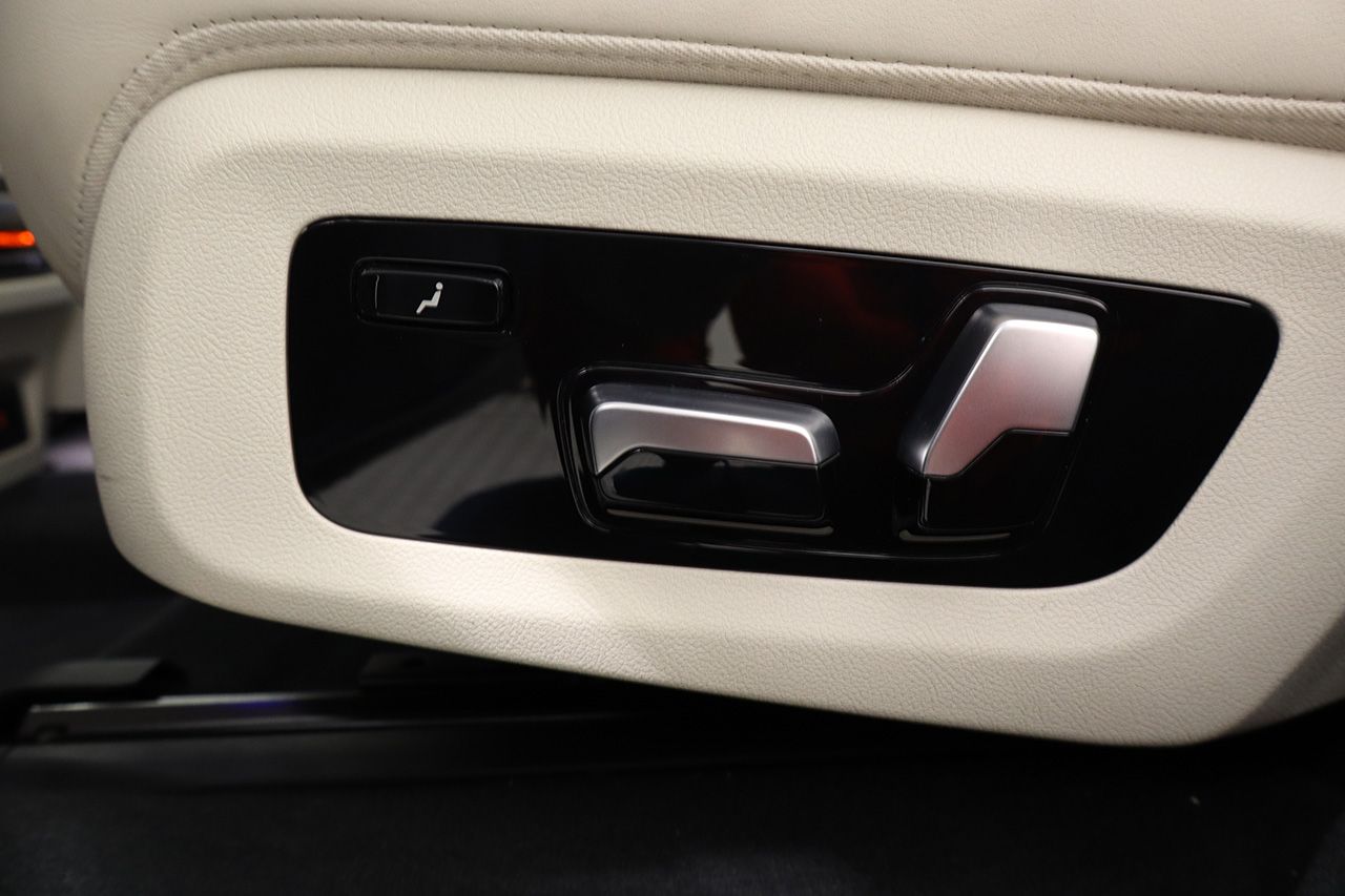 BMW X7 M50i 7Plazas FULL EQUIPE