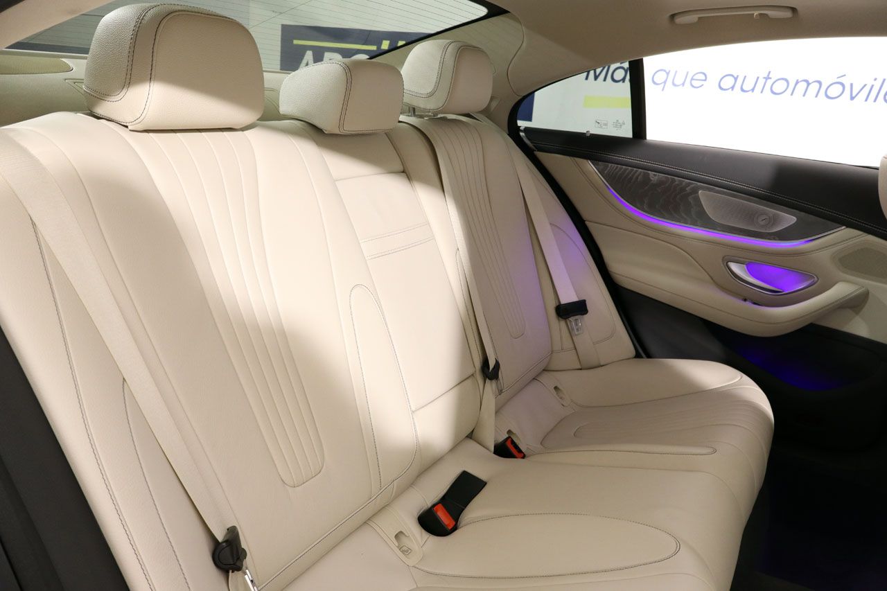 Mercedes Benz CLS 300d AMG Line Premium Plus 245cv