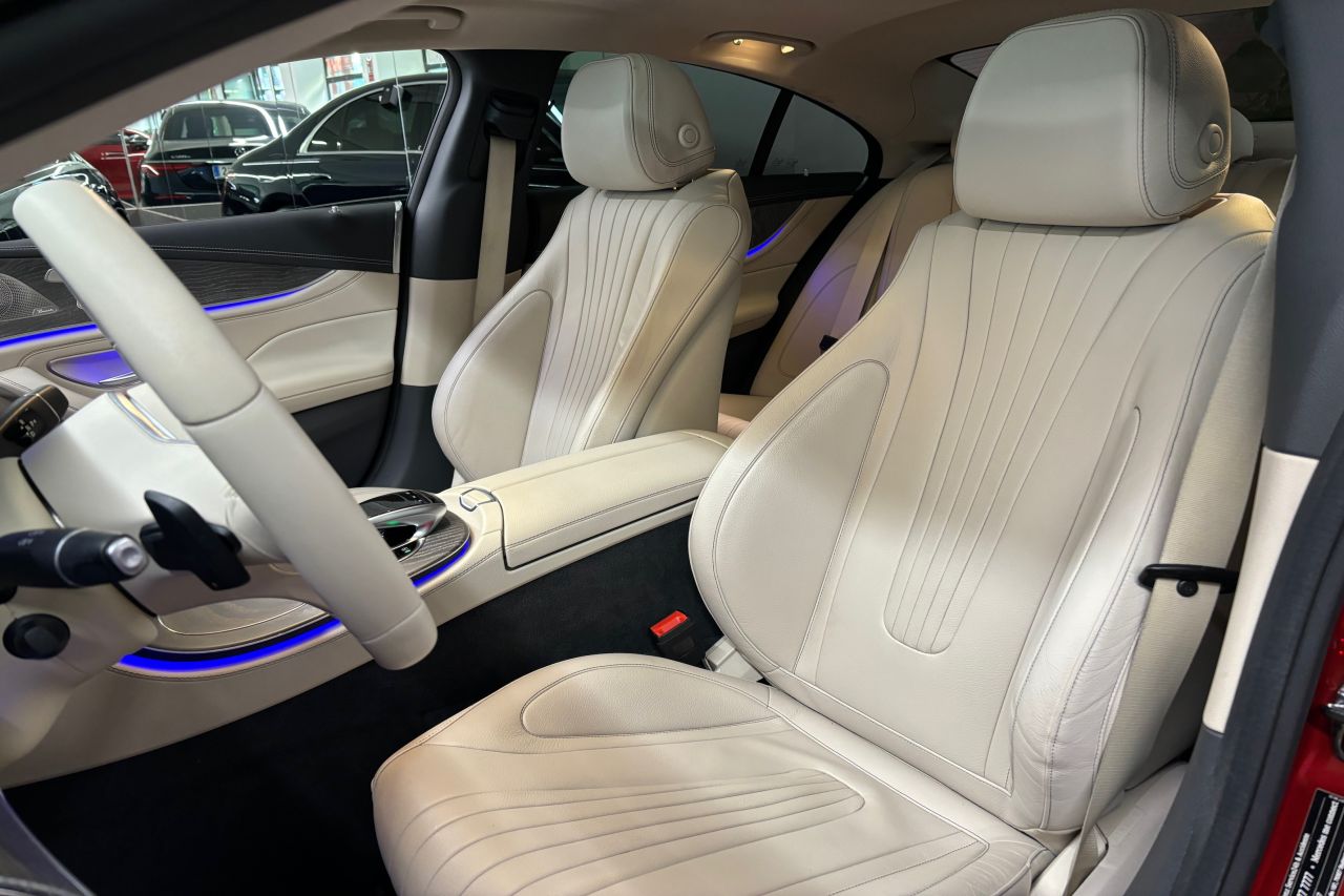 Mercedes Benz CLS 300d AMG Line Premium Plus 245cv