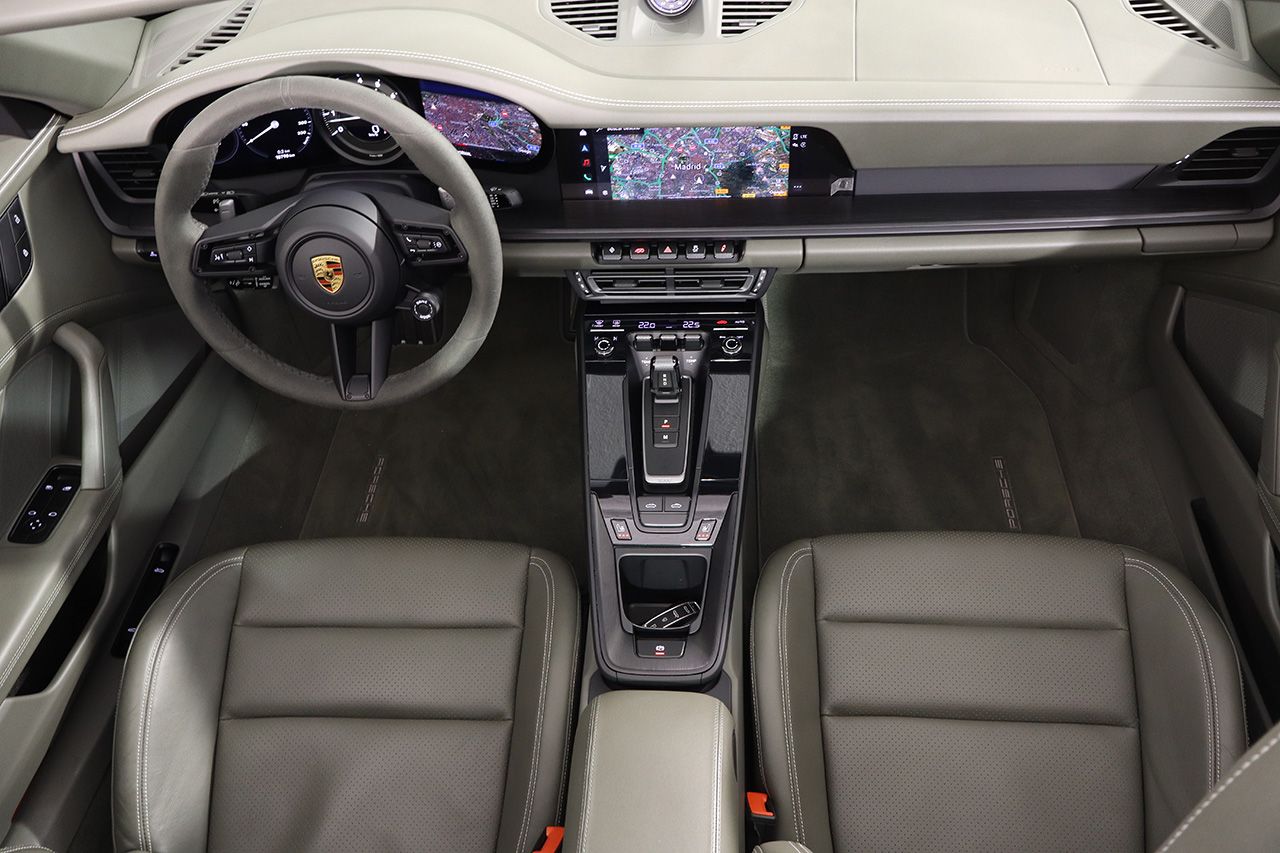 Porsche 911 992 Targa 4 GTS 480cv