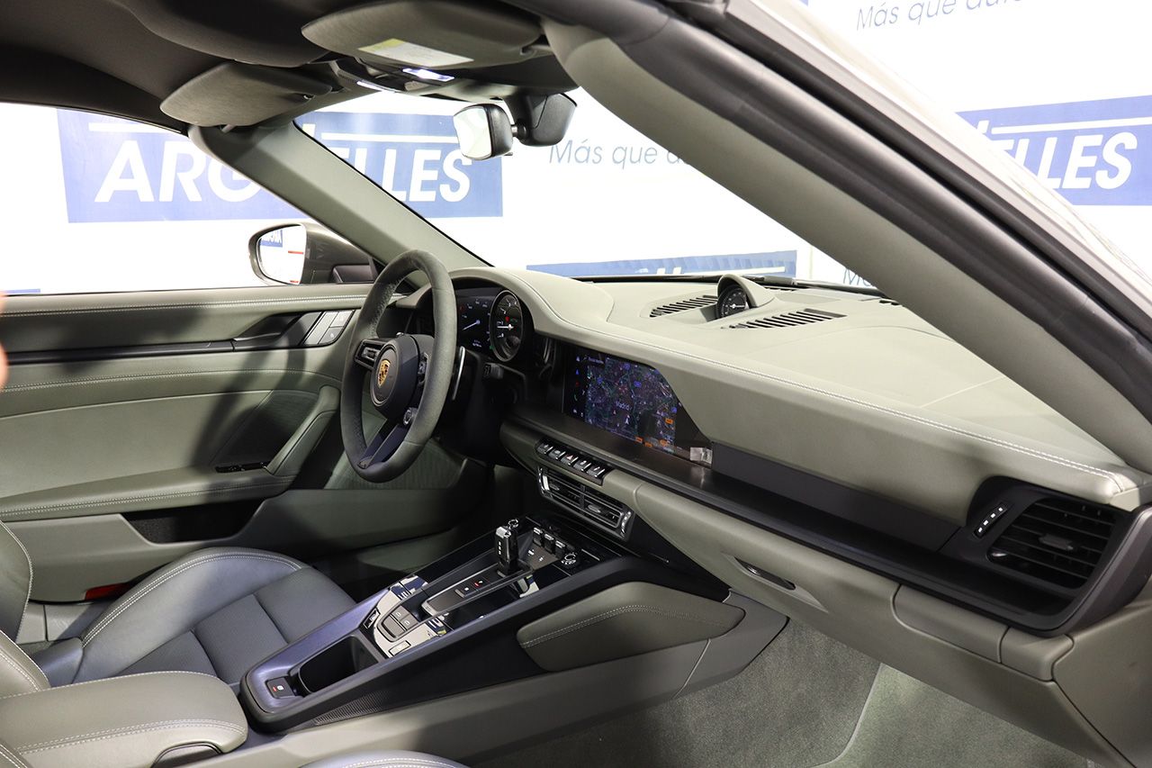 Porsche 911 992 Targa 4 GTS 480cv