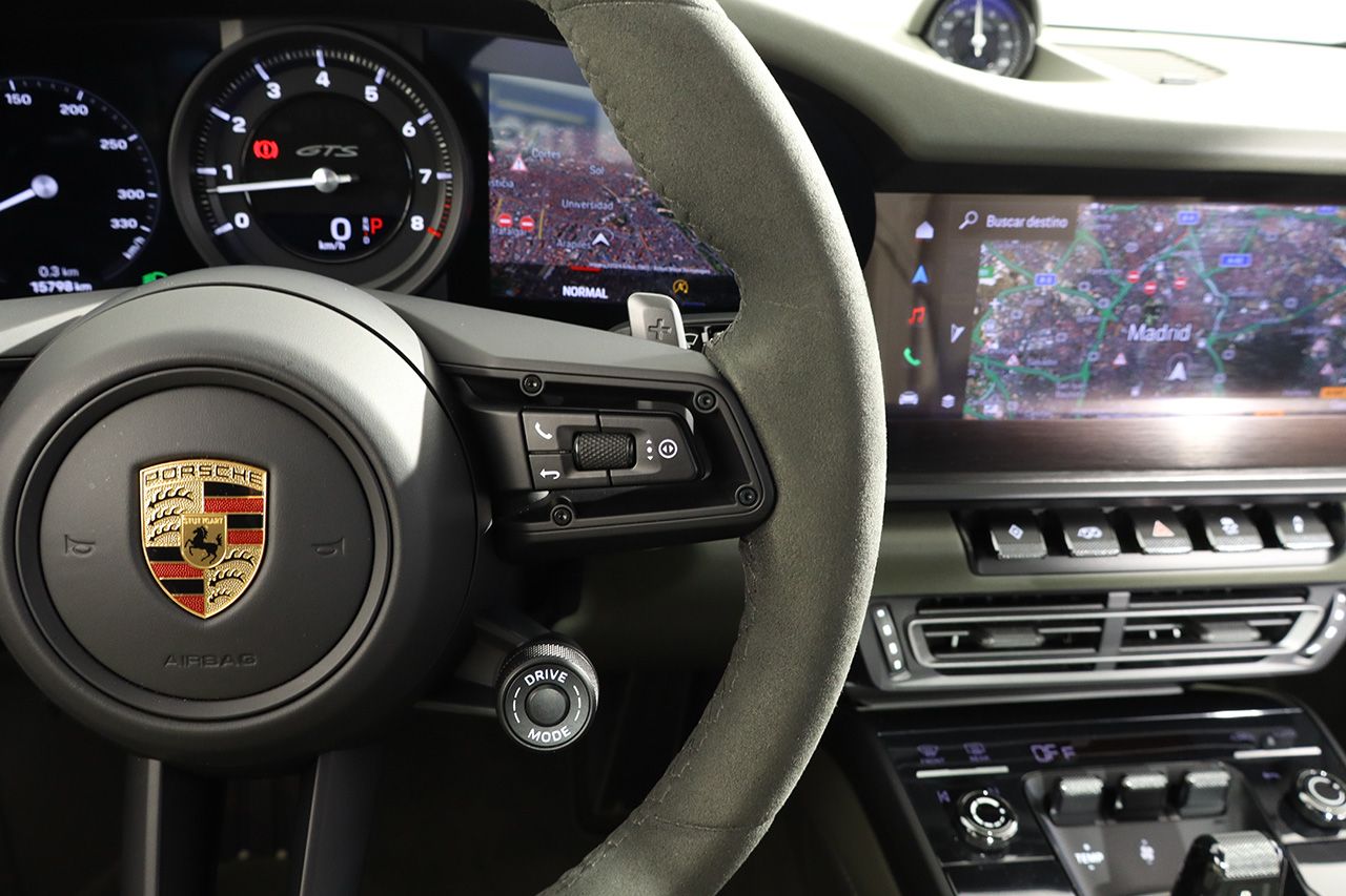 Porsche 911 992 Targa 4 GTS 480cv