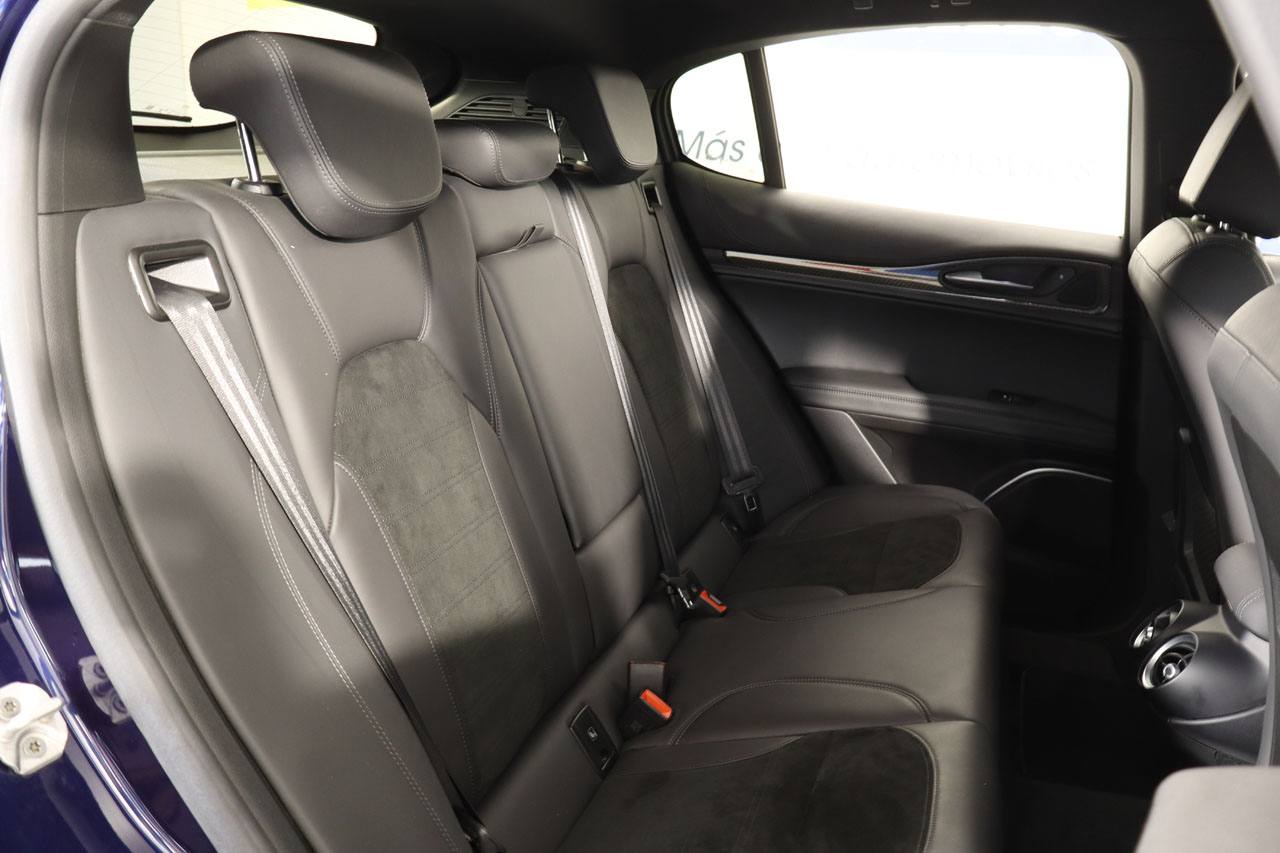 Alfa Romeo Stelvio Quadrifoglio 2.9 V6 Bi-turbo 510cv