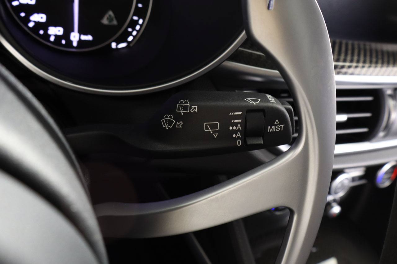 Alfa Romeo Stelvio Quadrifoglio 2.9 V6 Bi-turbo 510cv