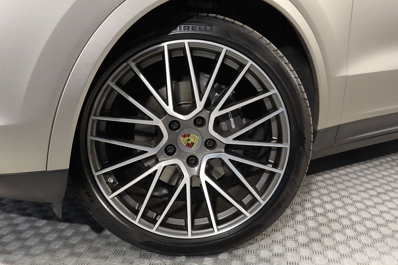 Porsche Cayenne Coupe 340cv