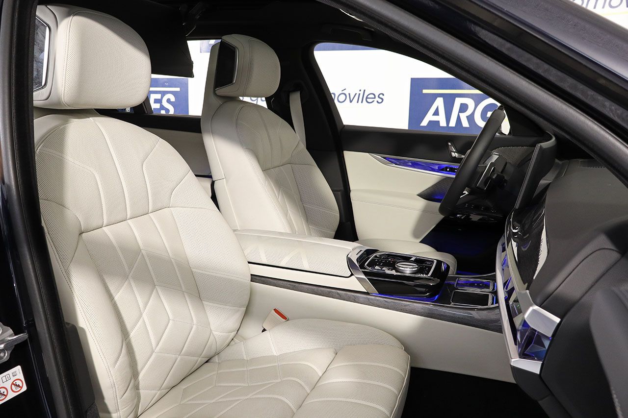 BMW 750e xDrive M Sport 489cv FULL EQUIPE