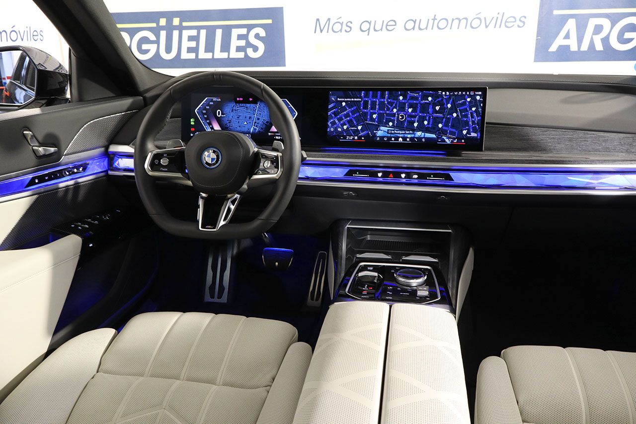 BMW 750e xDrive M Sport 489cv FULL EQUIPE