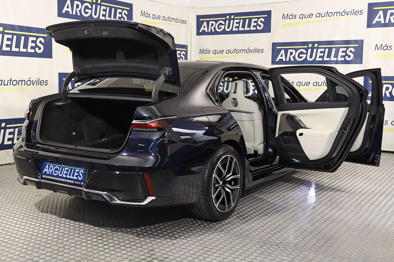 BMW 750e xDrive M Sport 489cv FULL EQUIPE