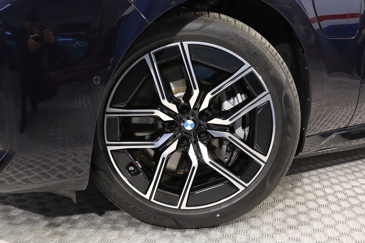 BMW 750e xDrive M Sport 489cv FULL EQUIPE