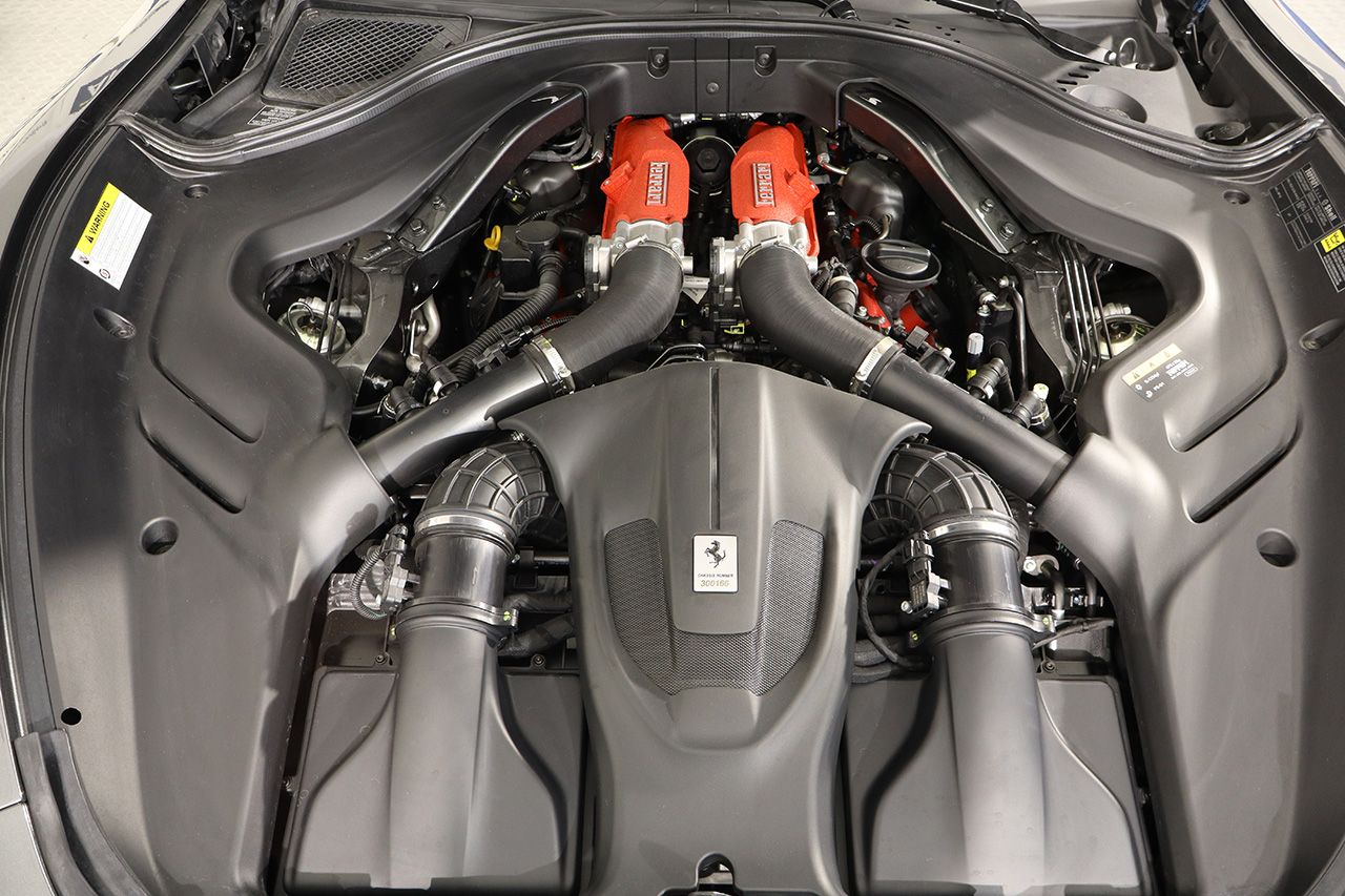 Ferrari Roma V8  FULL CARBON 620cv