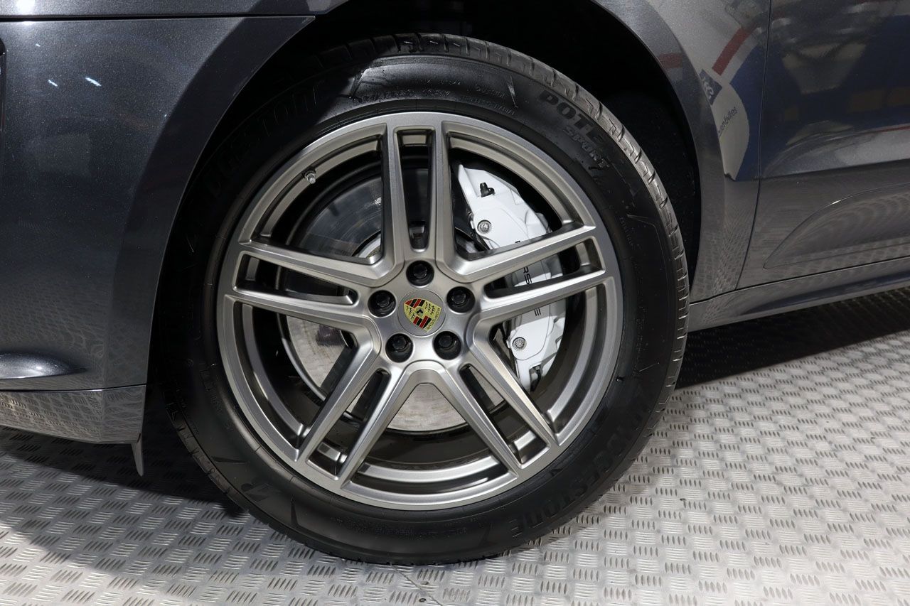 Porsche Macan Turbo 440cv