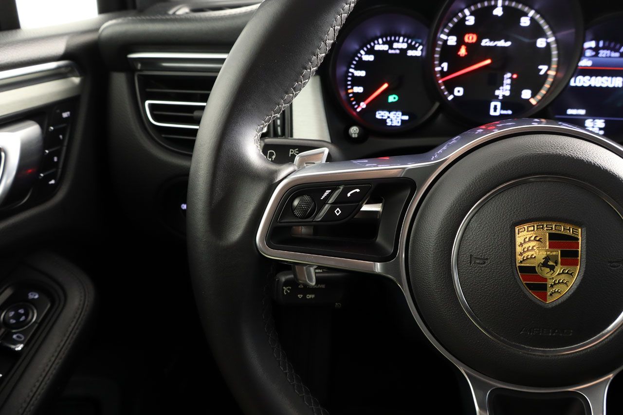 Porsche Macan Turbo 440cv