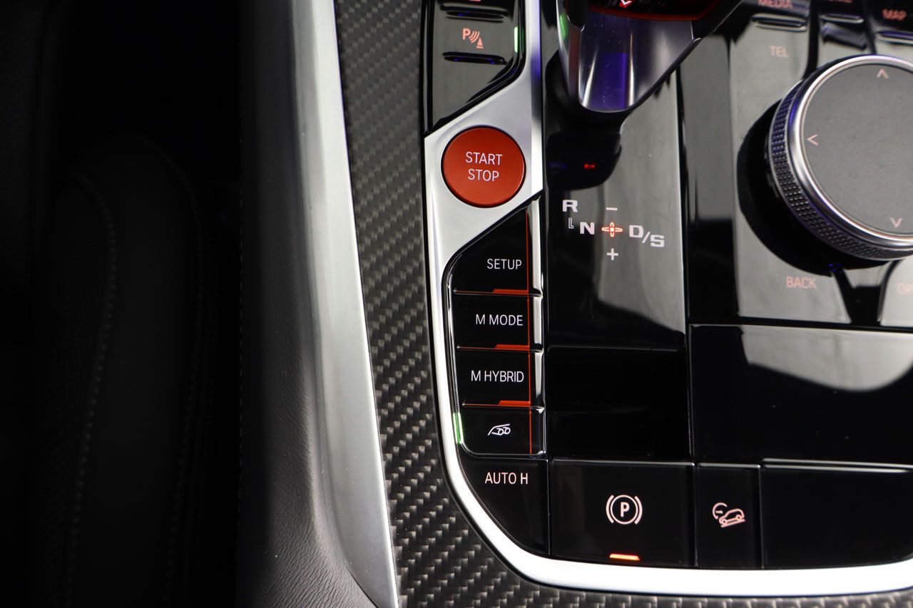 BMW XM 4.4 PHEV 653cv
