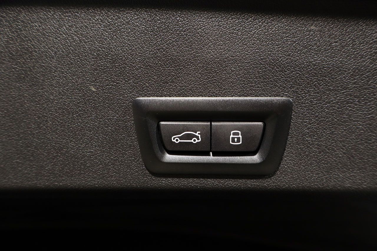 BMW XM 4.4 PHEV 653cv