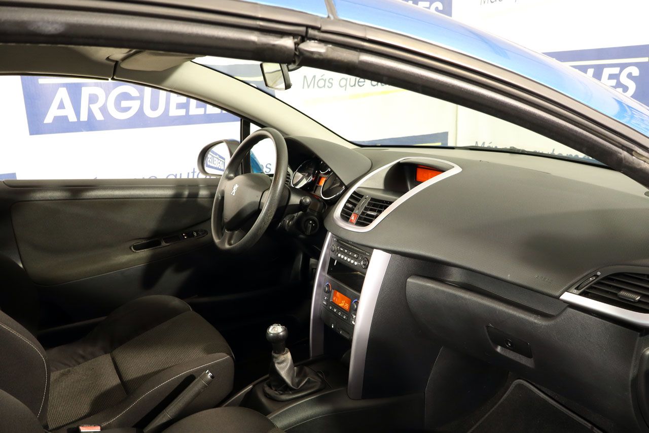 Peugeot 207 CC 1.6 VTi 16v 120cv