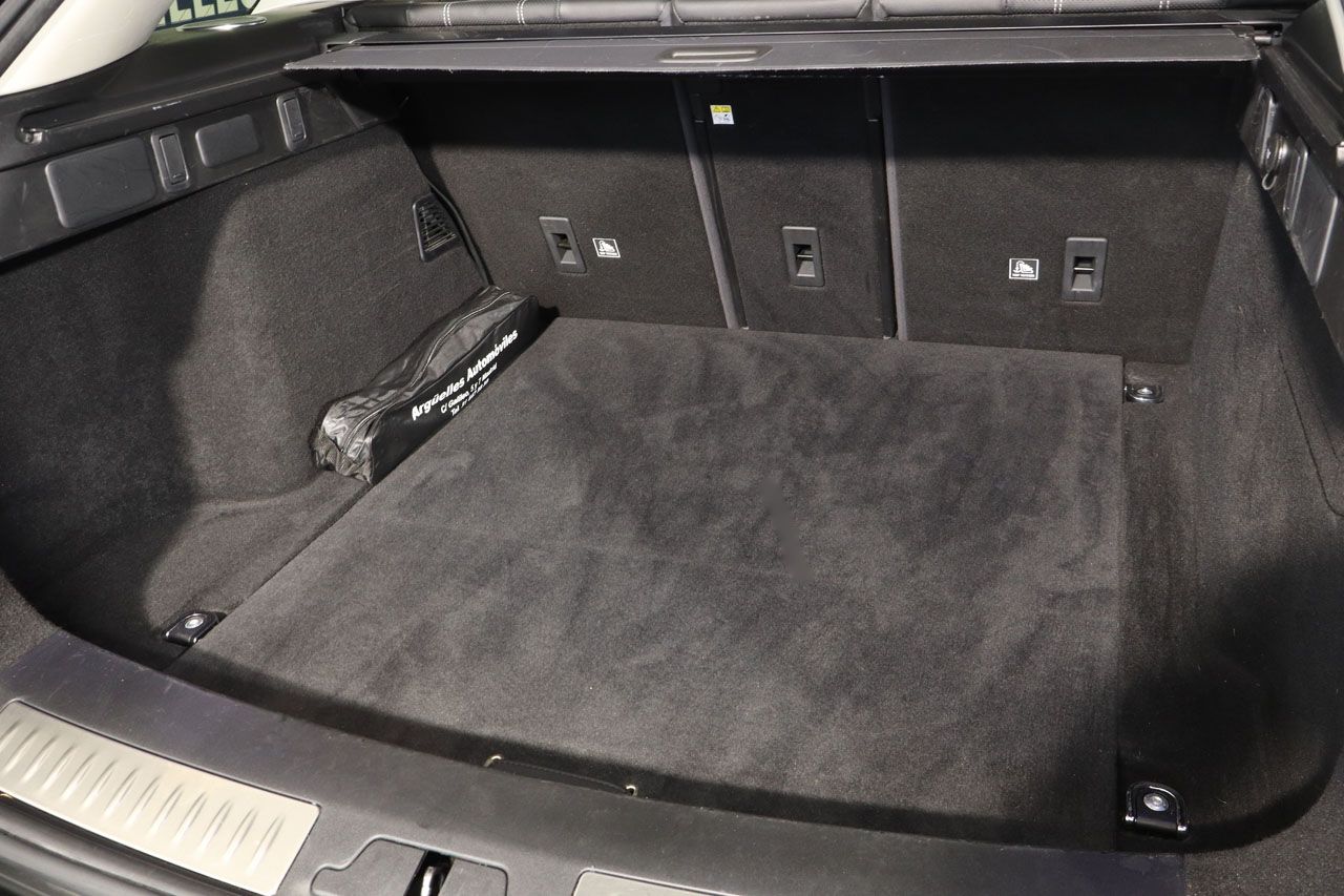 Land Rover Range Rover Velar 2.0 P300 R Dynamic SE 4WD Auto