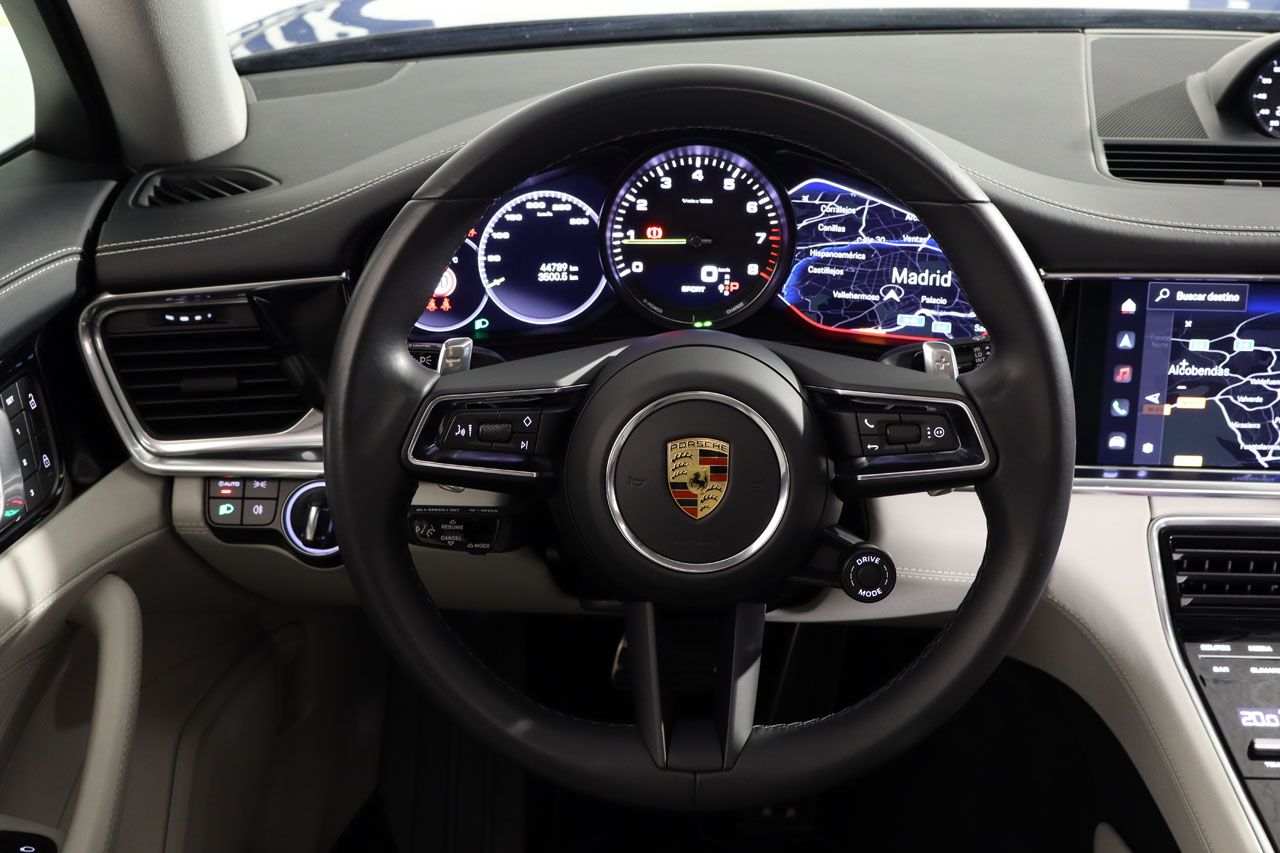 Porsche Panamera 4 E Hybrid 462cv