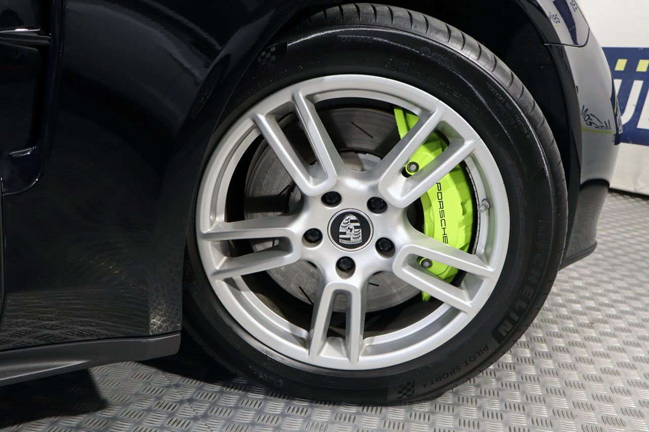 Porsche Panamera 4 E Hybrid 462cv
