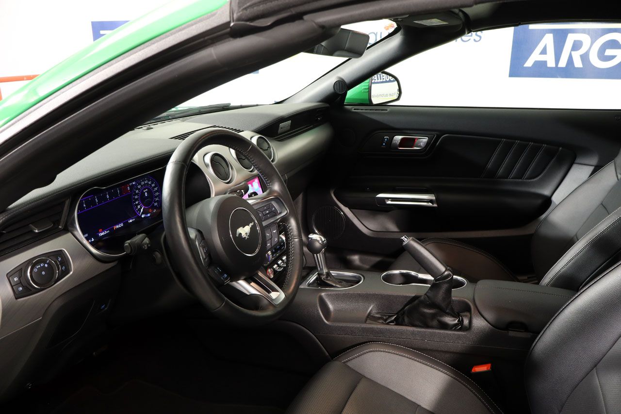 Ford Mustang 5.0 V8 GT Ti-VCT 450cv AUT