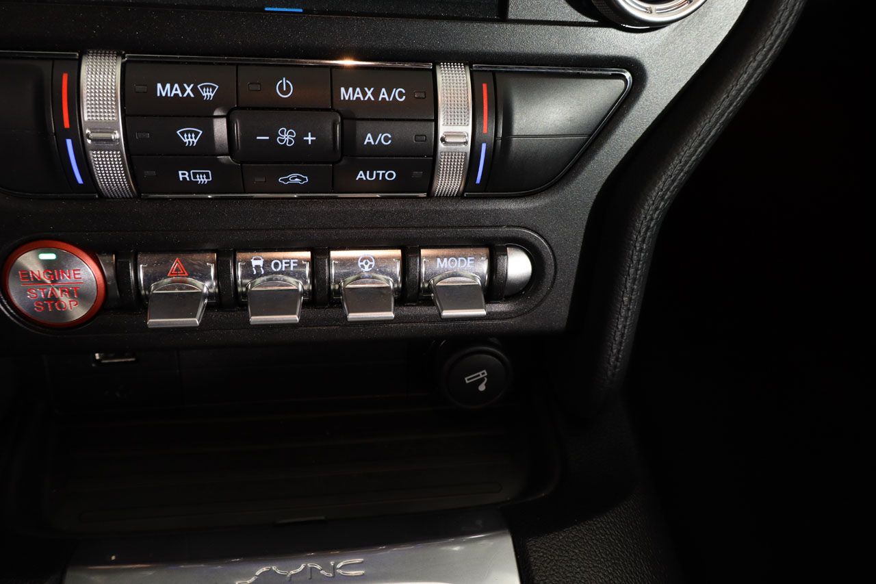 Ford Mustang 5.0 V8 GT Ti-VCT 450cv AUT