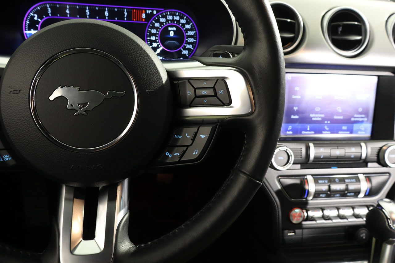 Ford Mustang 5.0 V8 GT Ti-VCT 450cv AUT