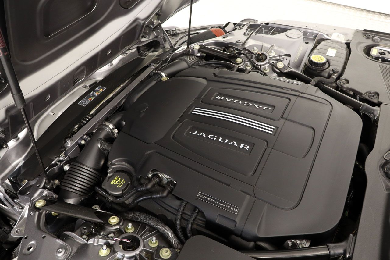 Jaguar F Type 5.0 V8 450PS Auto R Dynamic 450cv