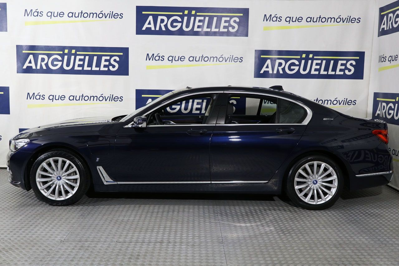 BMW 740 e iPerformance 326cv