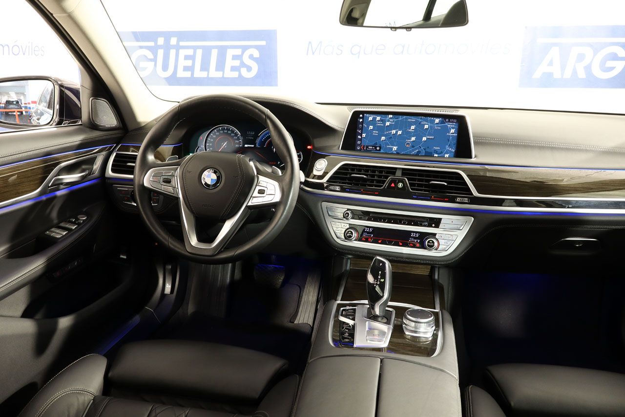 BMW 740 e iPerformance 326cv