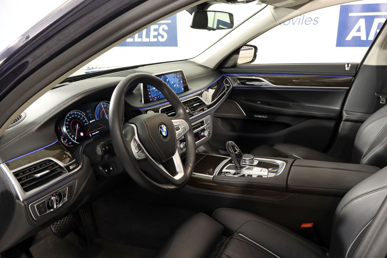 BMW 740 e iPerformance 326cv