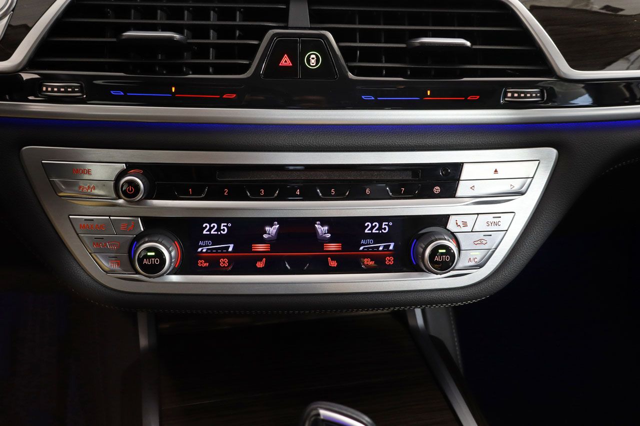 BMW 740 e iPerformance 326cv