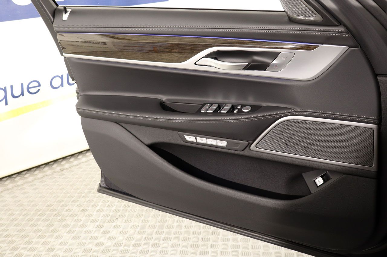 BMW 740 e iPerformance 326cv