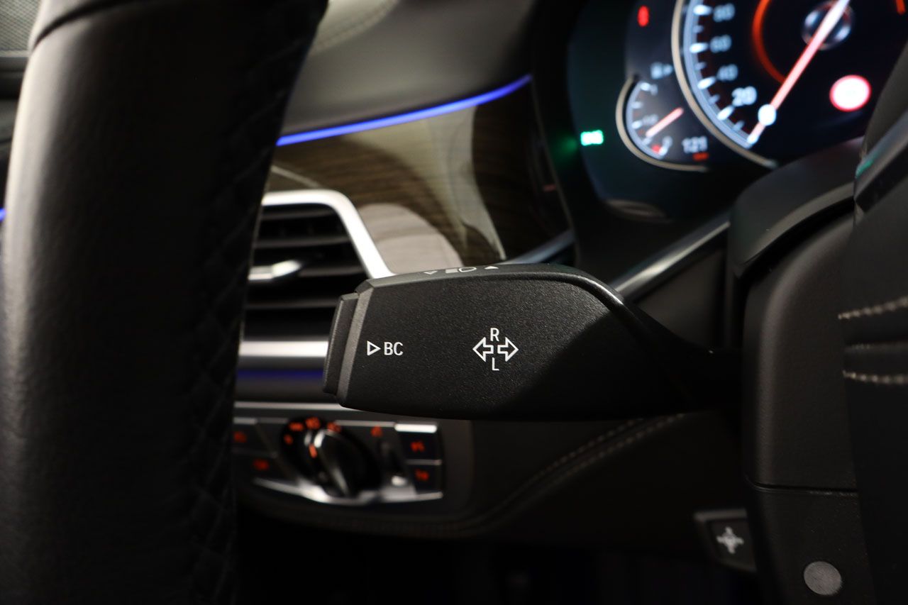 BMW 740 e iPerformance 326cv