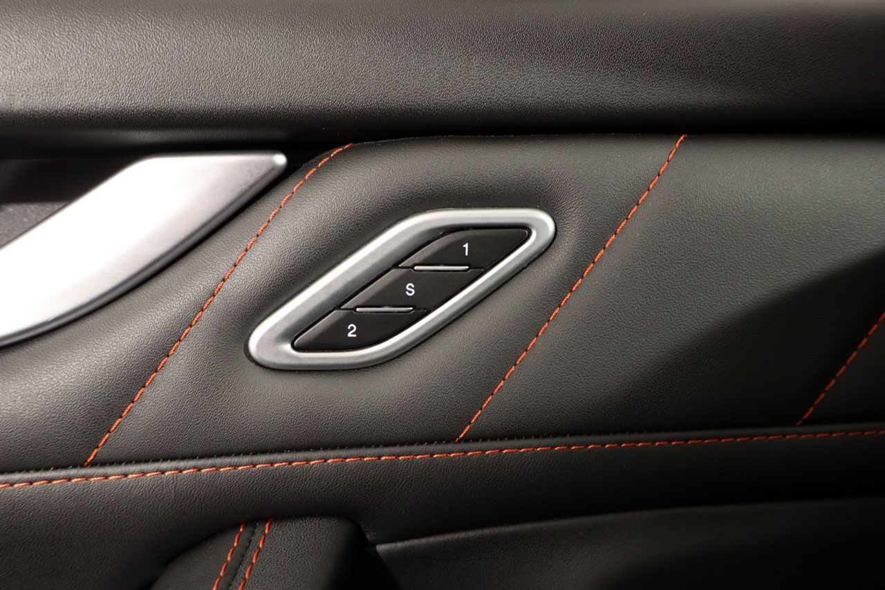 Maserati Levante 3.0 V6 S Look Trofeo AWD 430cv