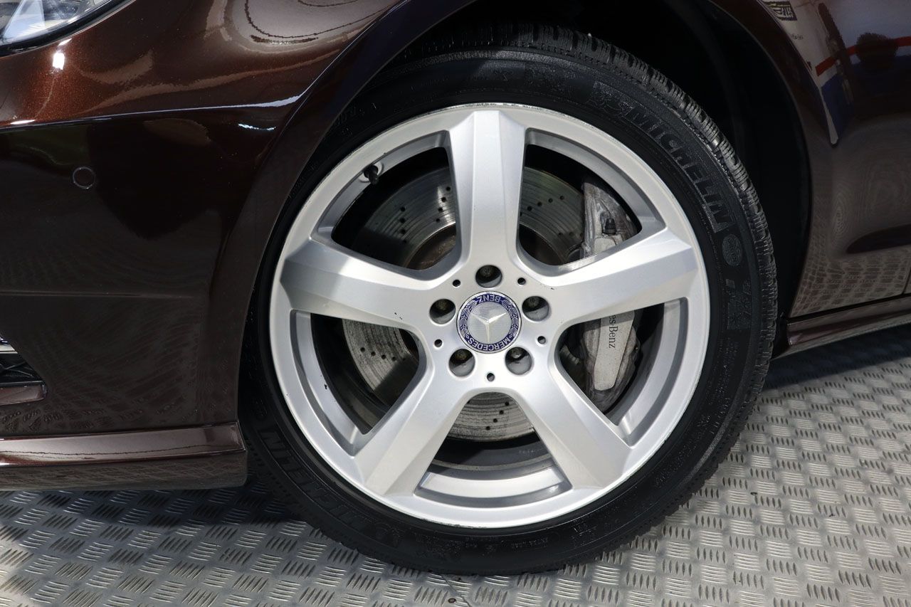 Mercedes Benz CLS 500 4MATIC BlueEFFICIENCY 408cv