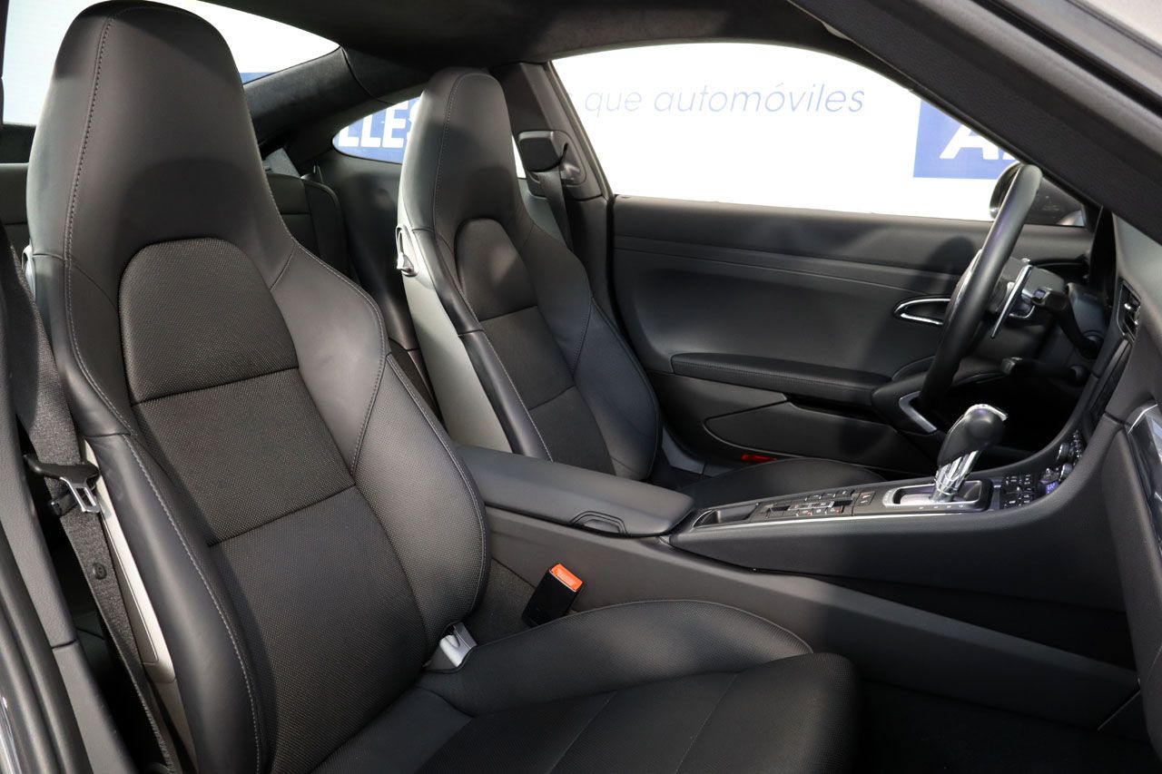 Porsche 911 Carrera 4S Coupe 400cv