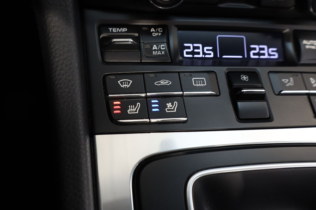 Porsche 911 Carrera 4S Coupe 400cv