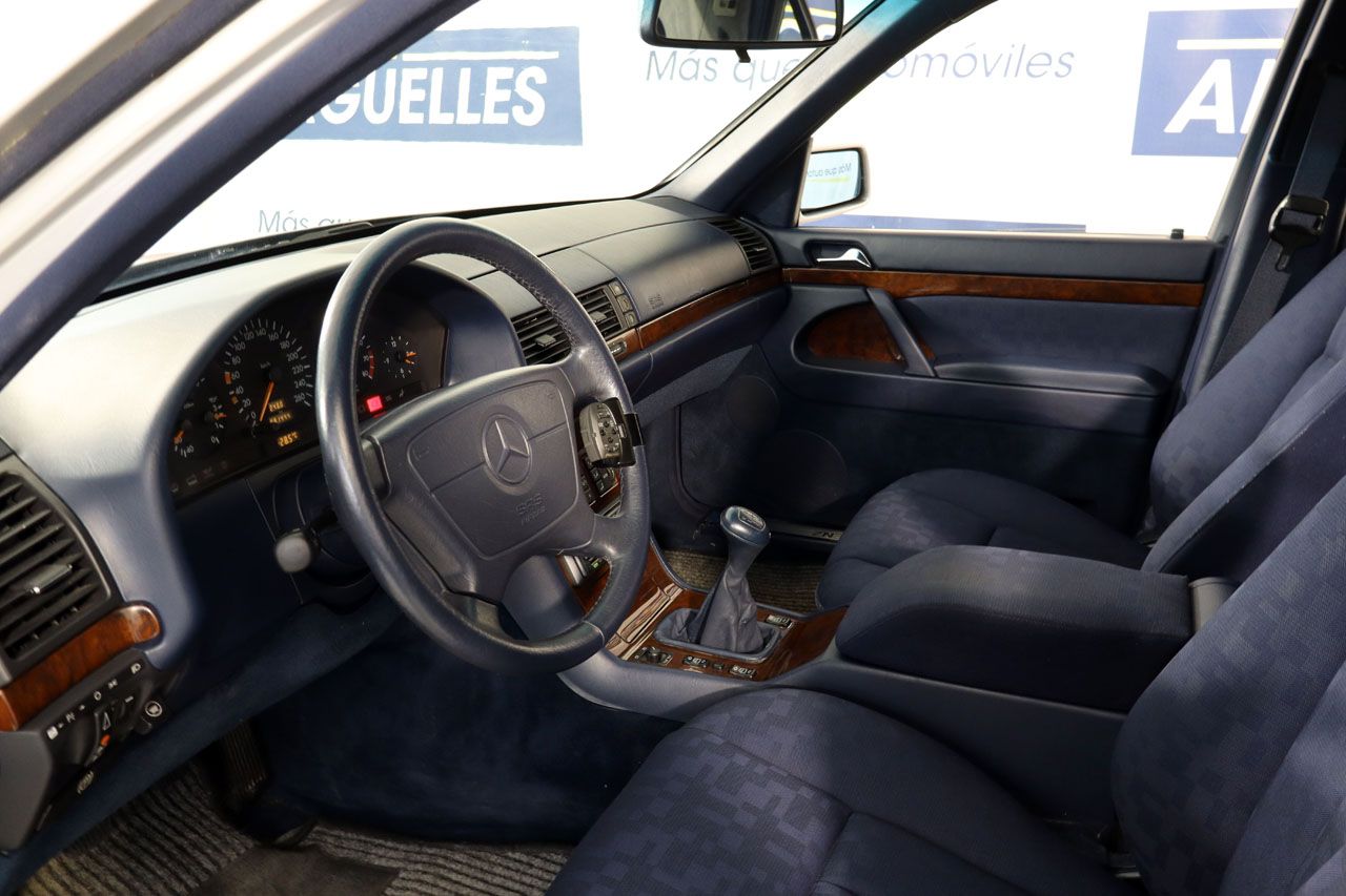 Mercedes Benz 300 SE 230cv 81270kms