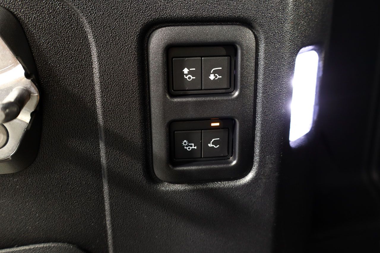 Land Rover Defender 110 D300 MHEV X Dynamic AWD 300cv