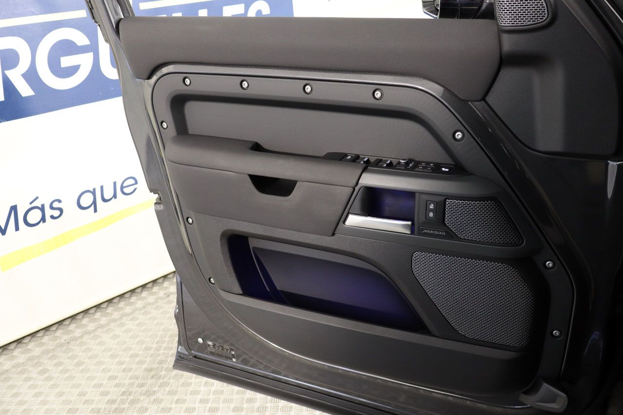 Land Rover Defender 110 D300 MHEV X Dynamic AWD 300cv