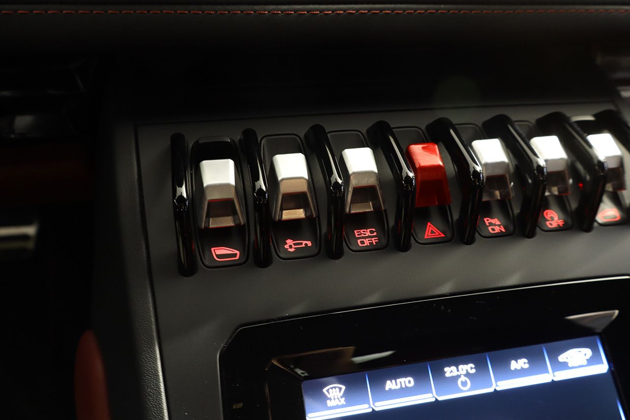 Lamborghini Huracan EVO Spyder V10 Nero Granatus 639cv