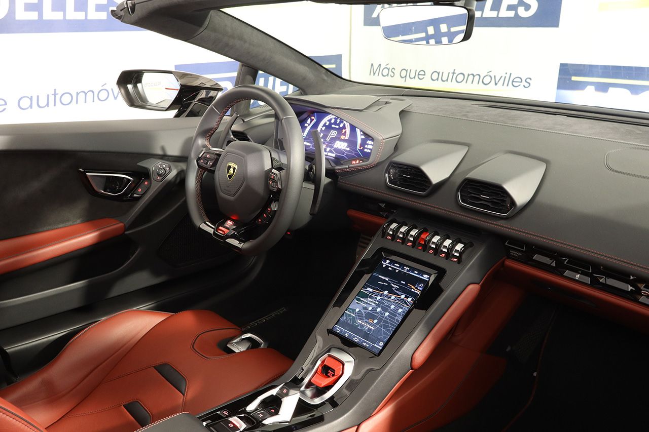 Lamborghini Huracan EVO Spyder V10 Nero Granatus 639cv