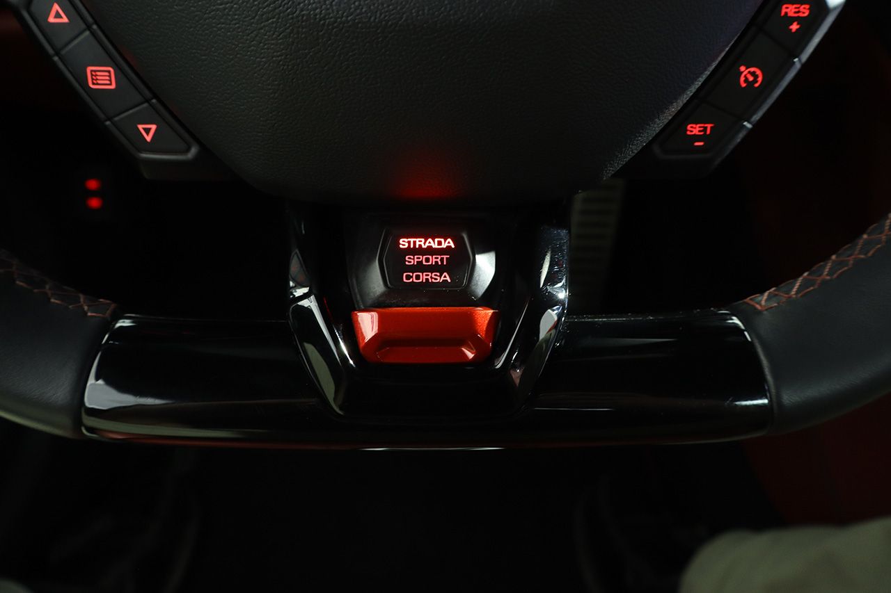 Lamborghini Huracan EVO Spyder V10 Nero Granatus 639cv