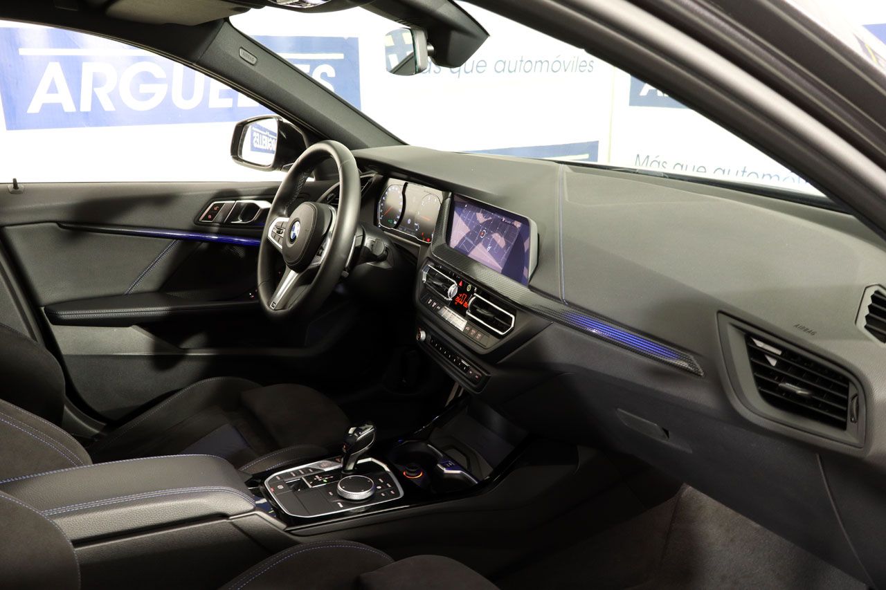 BMW M 135 i xDrive 306cv