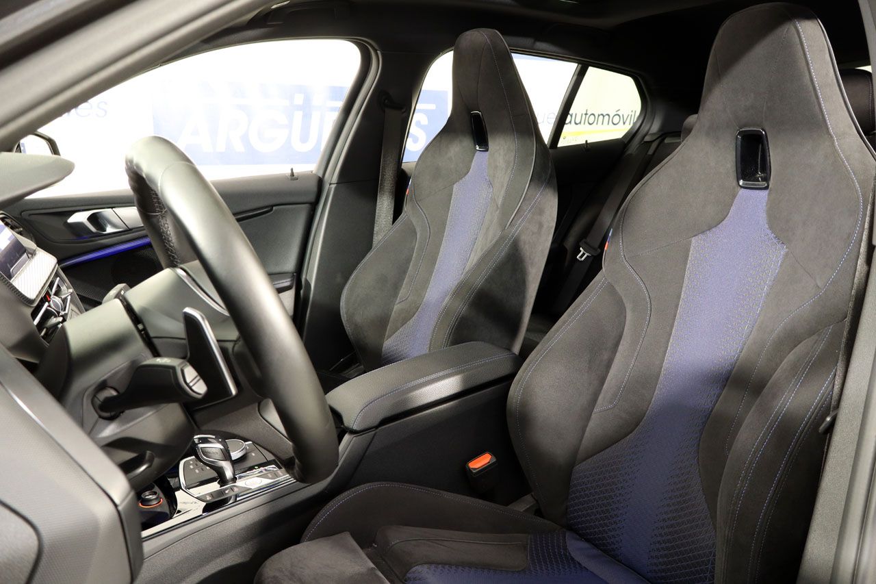 BMW M 135 i xDrive 306cv